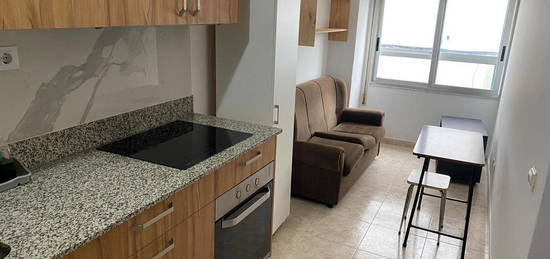 Apartamento de alquiler en Rúa Do Pexigo de Arriba, Ensanche - Sar