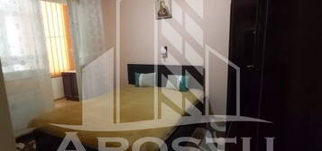 Apartament 3 camere, spatios, Zona Dacia