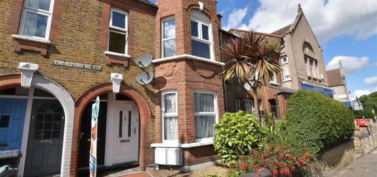 3 bed flat for sale