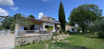 NIMES - Maison 5 ch / 280 M2 sur terrain 5000 M2