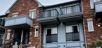 160 Chancery Rd #79, Markham, ON L6E 0B9