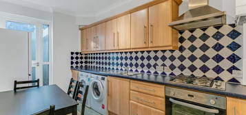 2 bed flat to rent