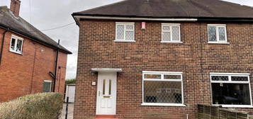 3 bedroom semi-detached house to rent