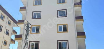 ALTUN EMLAKTAN ALASIRT CADDESİNDE 2+1 SIFIR