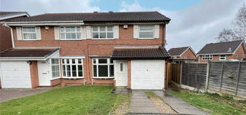 3 bedroom semi-detached house to rent