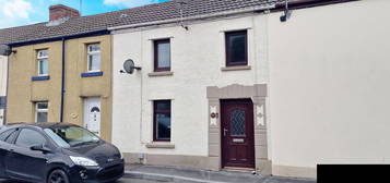 Cottage to rent in Bank Road, Llangennech, Llanelli, Carmarthenshire SA14