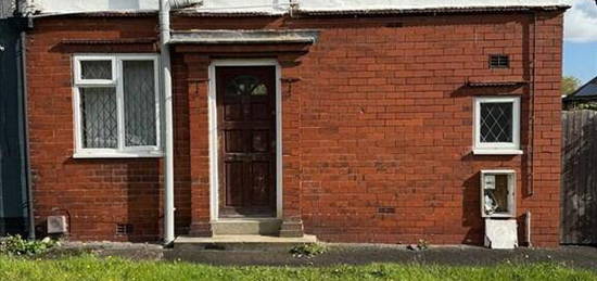 2 bedroom semi-detached house