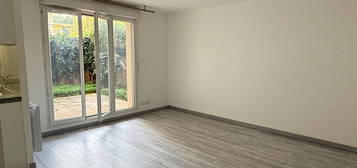 Appartement  à louer, 2 pièces, 1 chambre, 46 m²