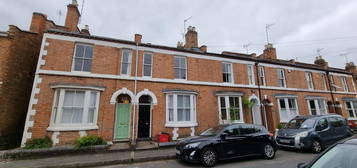 4 bedroom terraced house