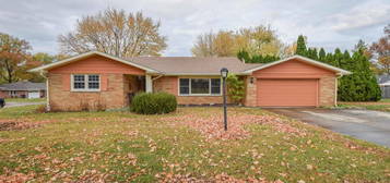 3602 W Petty Rd, Muncie, IN 47304