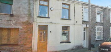 2 bed terraced house for sale