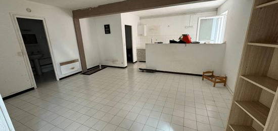 Location appartement 1 pièce 50 m²