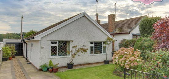 2 bedroom detached bungalow for sale