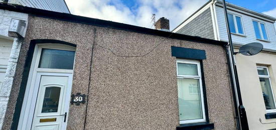 2 bedroom terraced house