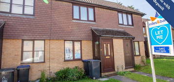 Terraced house to rent in Rochester Avenue, Canterbury CT1