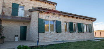 Villa in vendita in via Barcaglione, 42