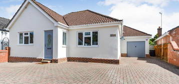 4 bedroom detached house to rent