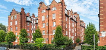 Studio to rent in Winchester House, London SW3