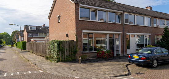 van Nuyssenburgstraat 2