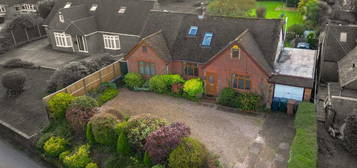 4 bedroom detached bungalow for sale