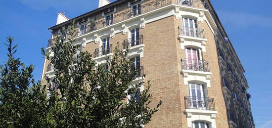 Appartement  à vendre, 3 pièces, 2 chambres, 61 m²