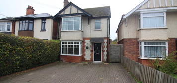 Flat to rent in Weyhill Road, Andover, Hampshire SP10