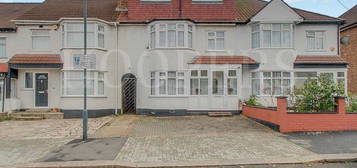 5 bed terraced house for sale