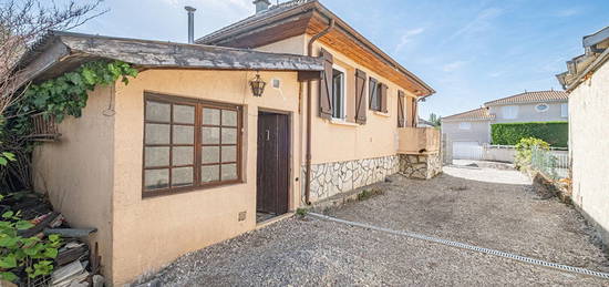 Maison de plain-pied  à vendre, 3 pièces, 2 chambres, 54 m²