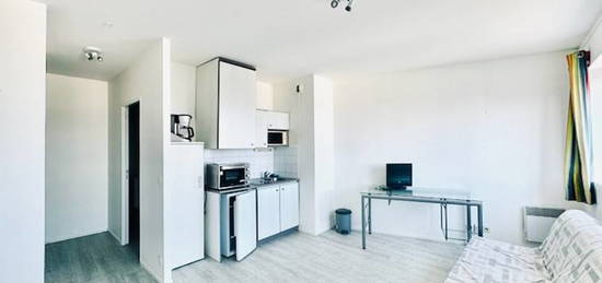 Studio  à vendre, 1 pièce, 27 m², Étage 5/6