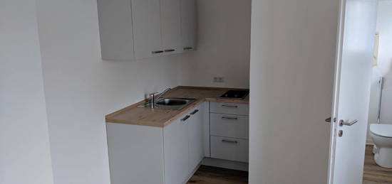 Schönes 1 Zimmer Apartment Nähe Westpfalzklinikum