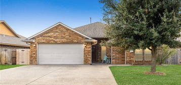 918 Emerald Dove Ave, College Station, TX 77845