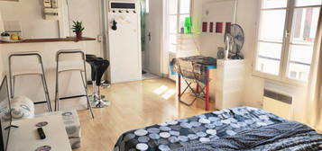 Studio à louer, Paris 2eme