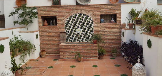 Chalet pareado en venta en calle Cocheras de San Cecilio, 4