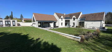 Vente maison 8 pièces 400 m²