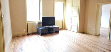 Location appartement 5 pièces 103 m²