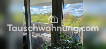 Tauschwohnung: Helle 1-Zimmer Wohnung mit Balkon gegen 3-Zimmer Wohnung