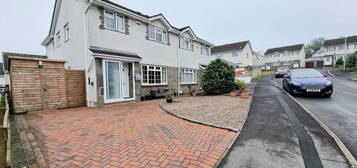 4 bed semi-detached house for sale