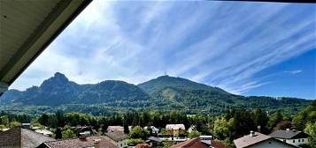 Traumhaftes Wohnen im Dachgeschoß: Gaisbergblick und Sternenhimmel inklusive! Ferienwohnsitzmöglichkeit ist vorhanden