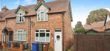 End terrace house for sale in Lambs Crescent, Banbury OX16