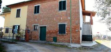Rustico e casale in vendita in  Montepulciano Est