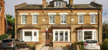 4 bedroom terraced house for sale