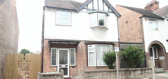 3 bedroom semi-detached house