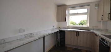 2 bed flat to rent