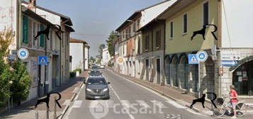 Casa bi/trifamiliare in Via Martiri della Libertà 5