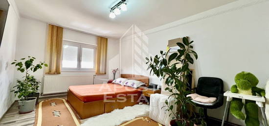 Apartament 2 camere, decomandat, centrala proprie, zona D...