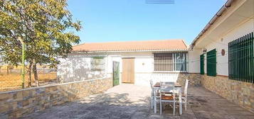 Casa o chalet en venta en  de Aro, 47, Belicena