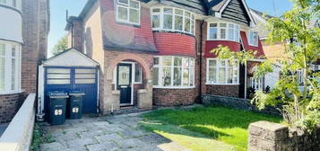 3 bedroom semi-detached house