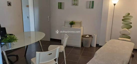 Appartement  à vendre, 2 pièces, 30 m², Étage 1/2