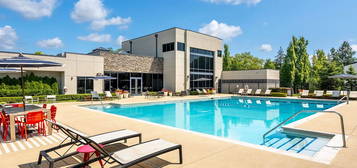 Residences at Arlington Heights, Arlington Heights, IL 60005