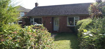 2 bedroom semi-detached bungalow to rent